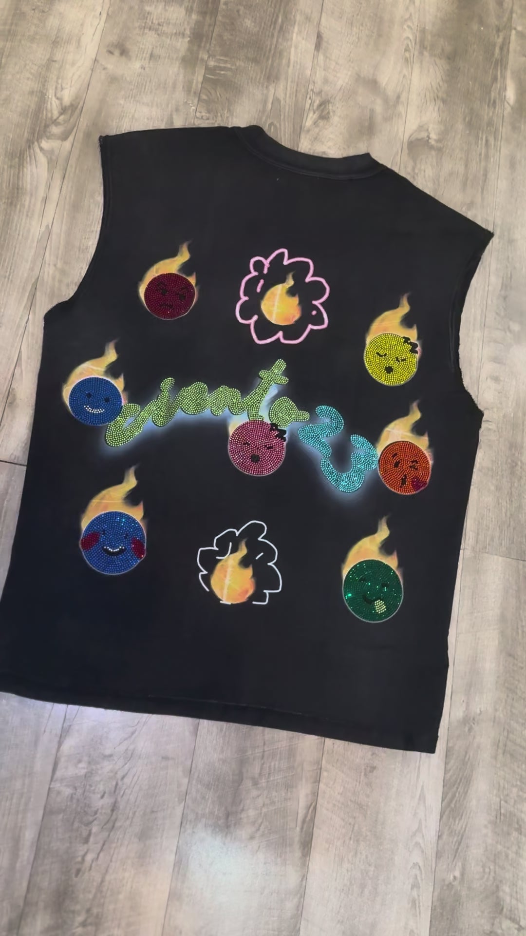 Emoji emotions black Muscle tee
